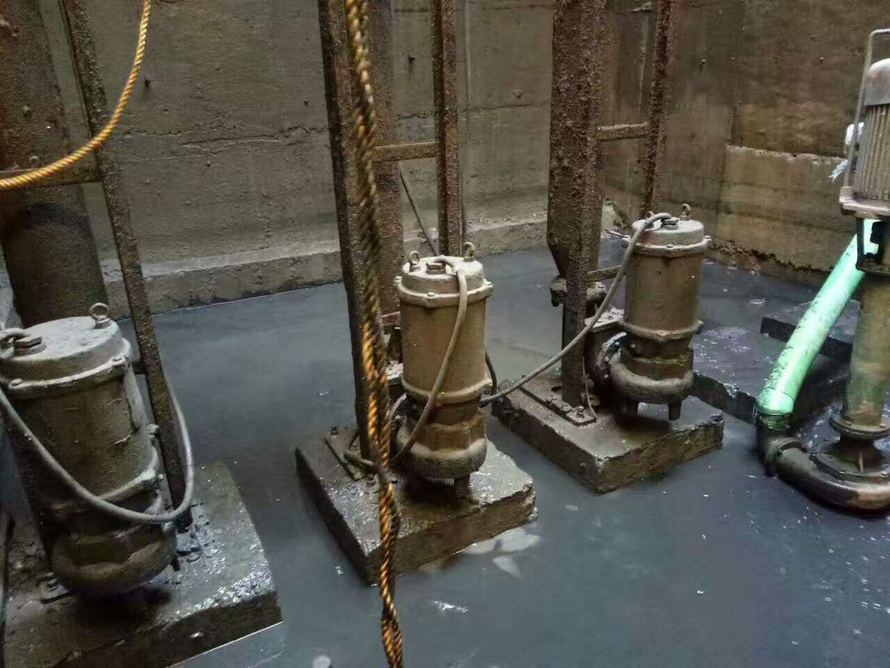 绥德污水池清理